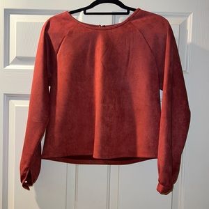 Ladies longs sleeve top